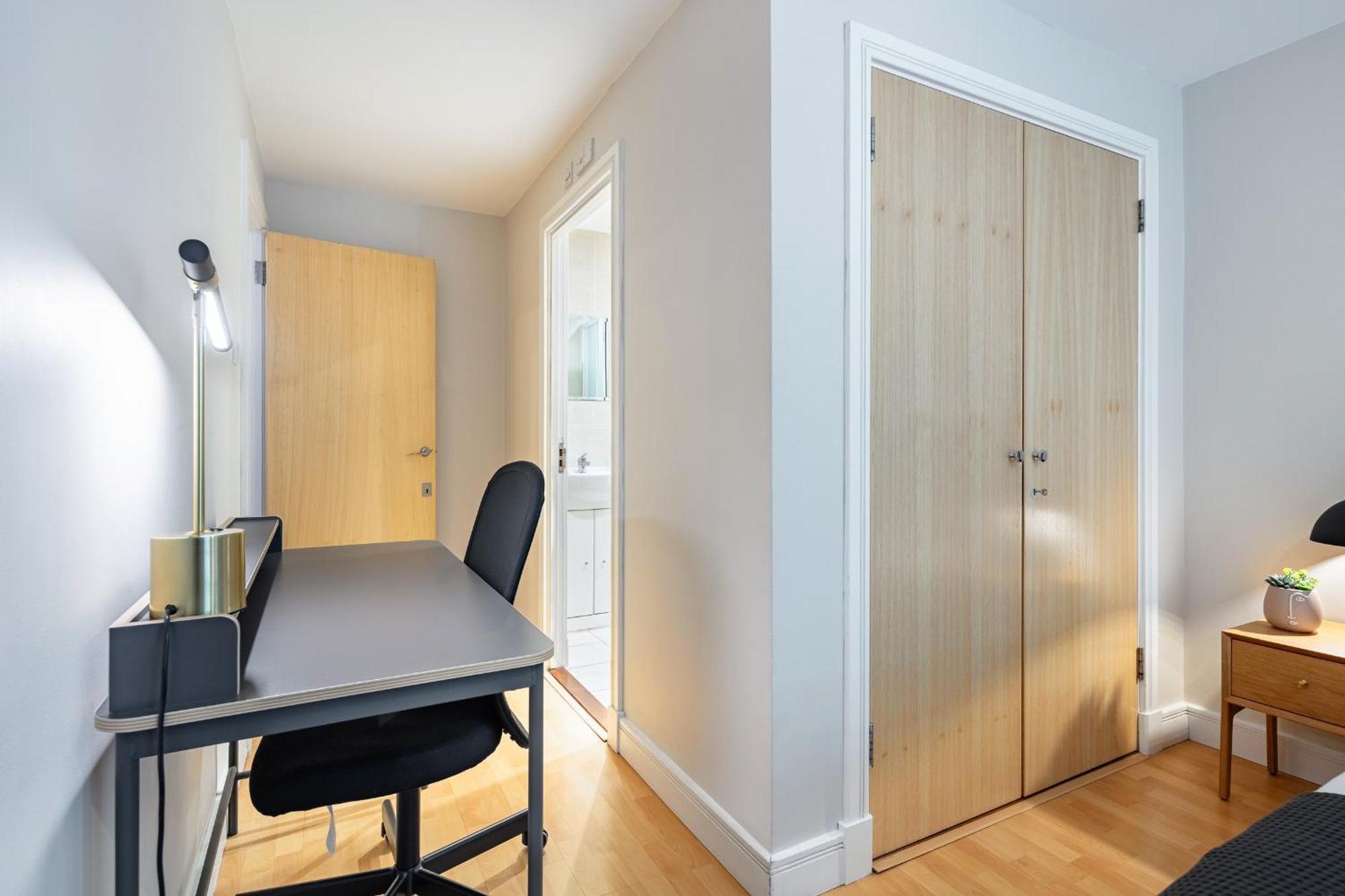 Bridgeview Retreat, 2bed 2bridge * Londra
