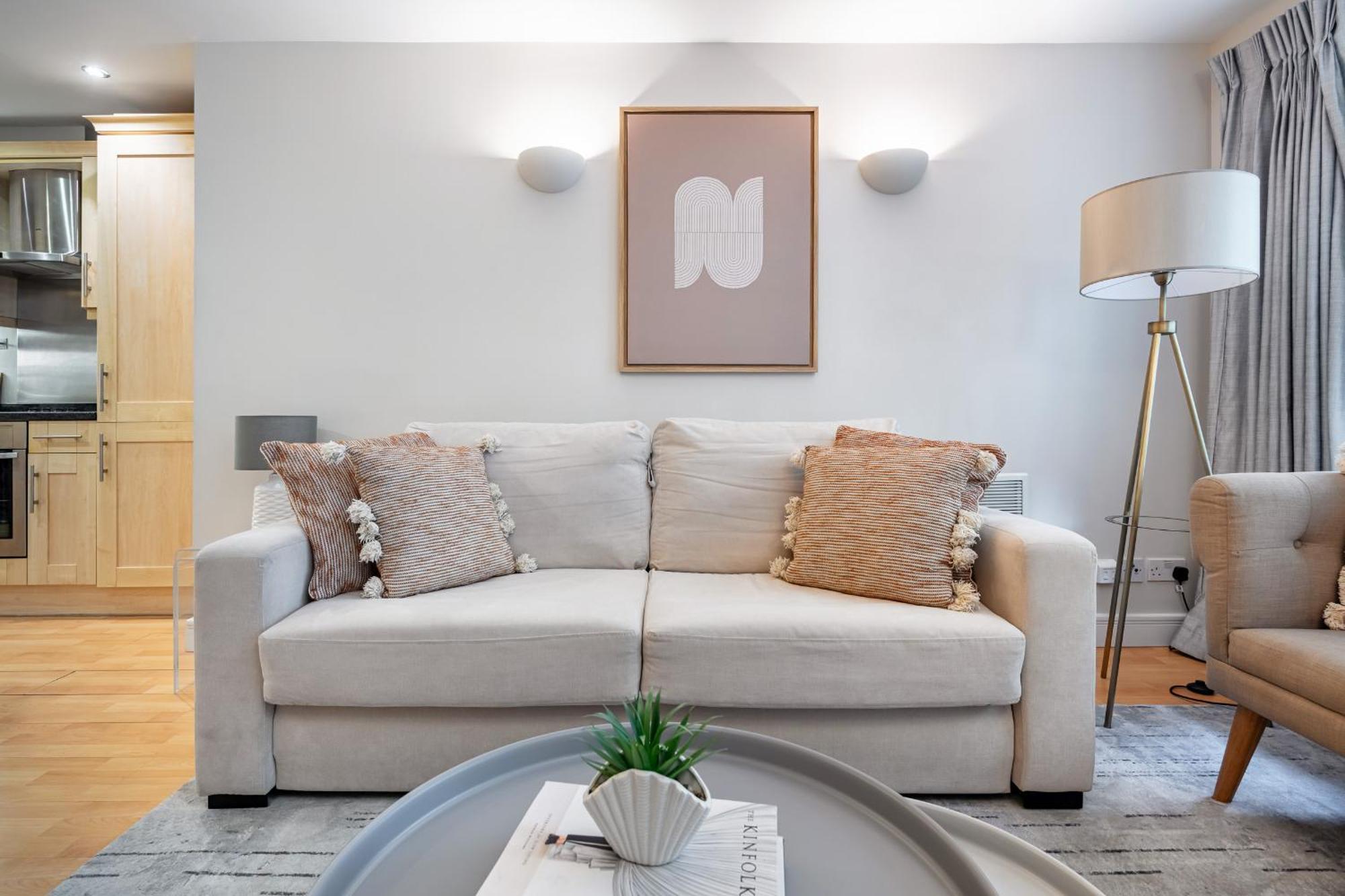 Bridgeview Retreat, 2bed 2bridge Appartamento Londra