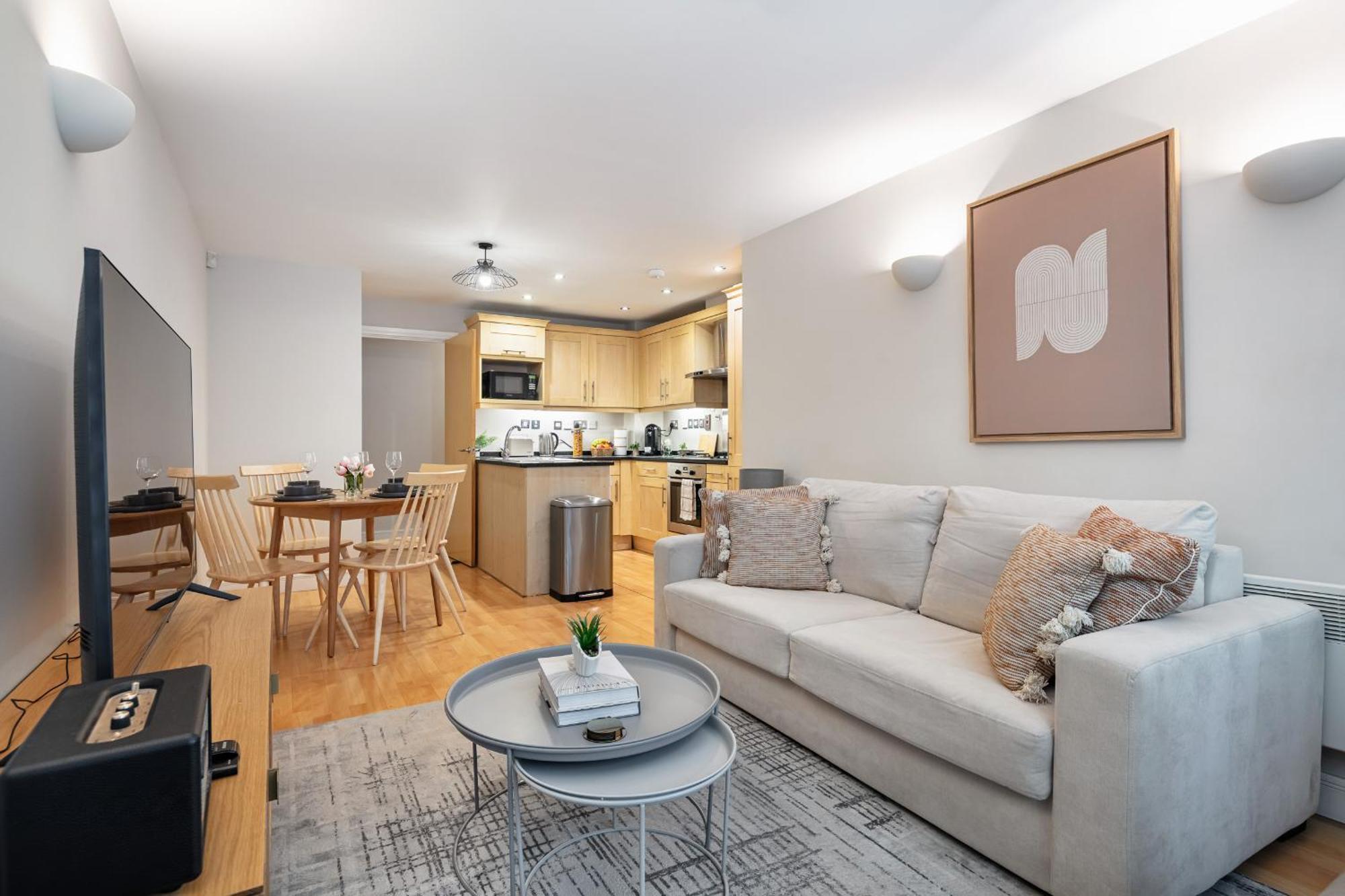 Bridgeview Retreat, 2bed 2bridge Appartamento Londra