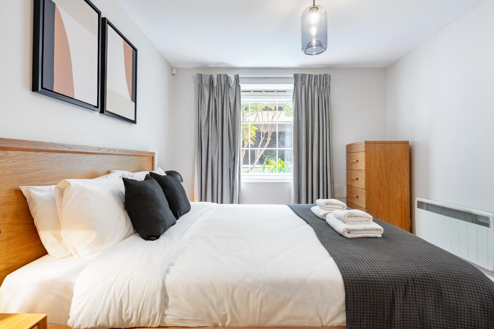 Bridgeview Retreat, 2bed 2bridge *